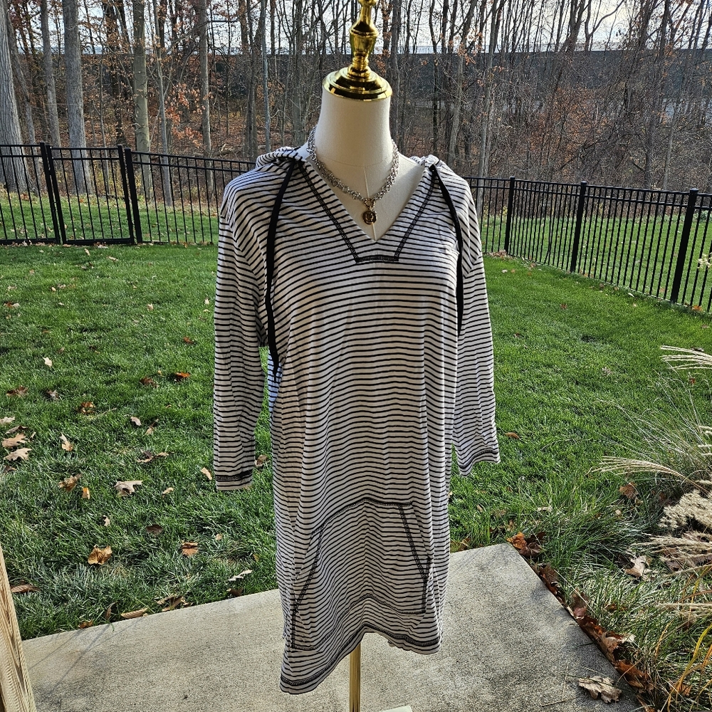 St. John's Bay | Striped Hooded Swim Coverup